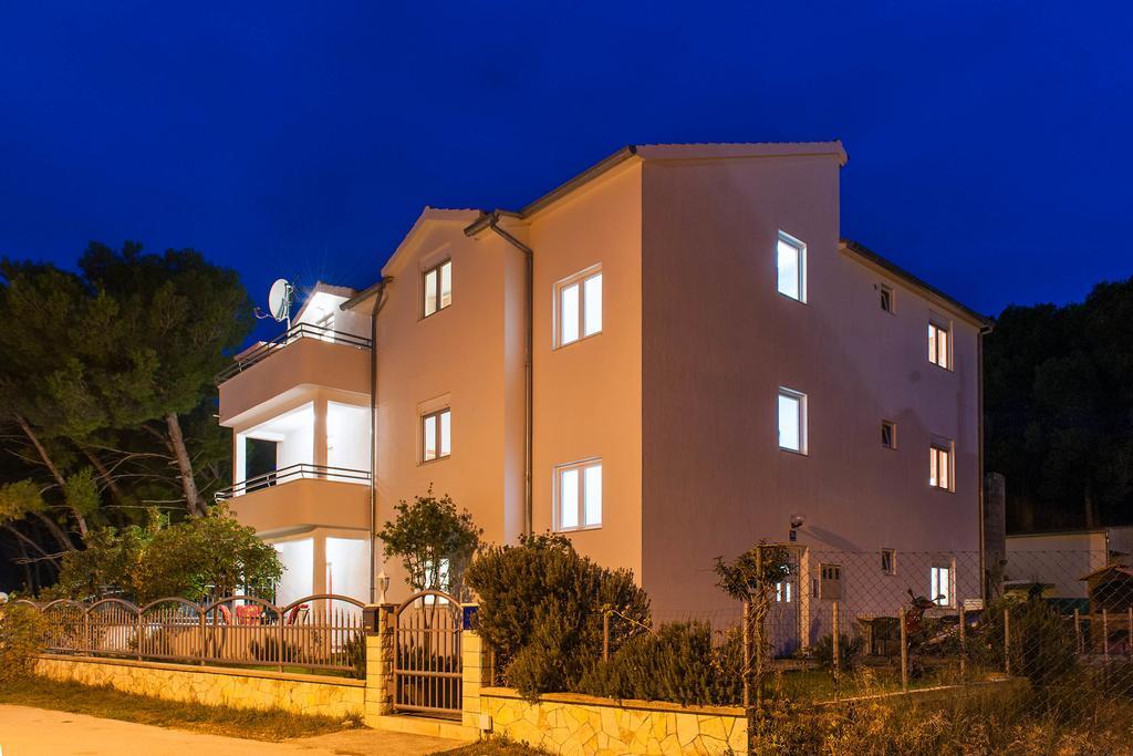Apartments Maras Šibenik Exterior foto